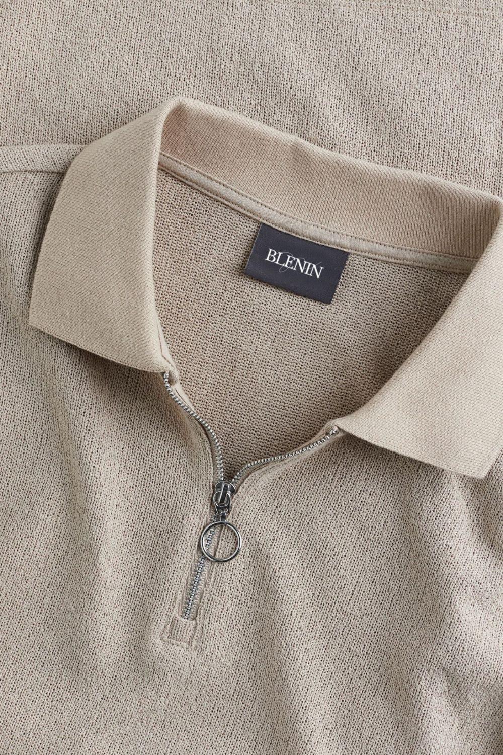 Camisa polo de punto moderna con cremallera