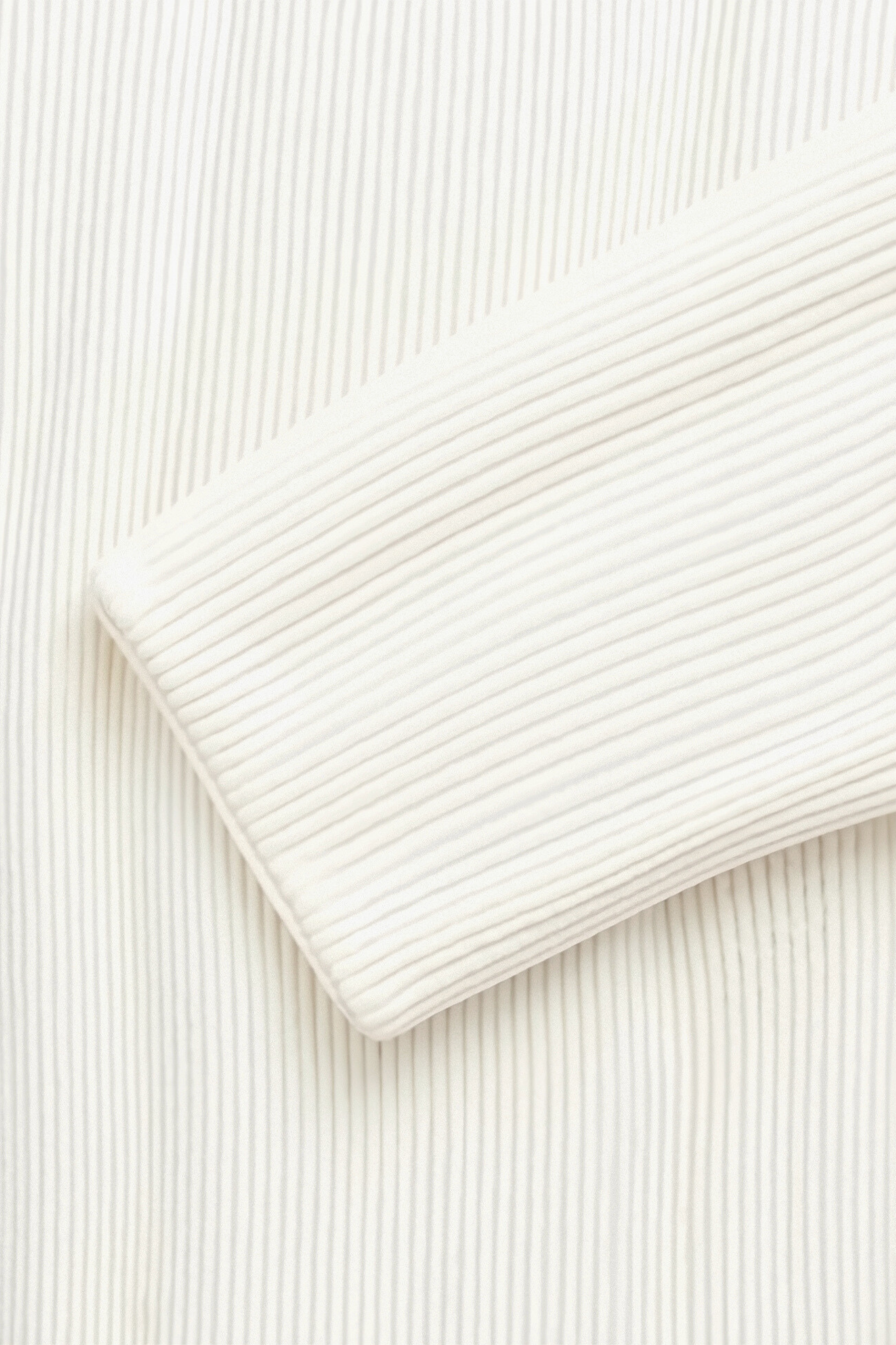 Elegante Chaqueta de Punto Minimalista con Cremallera | Estilo y Comodidad Unificados