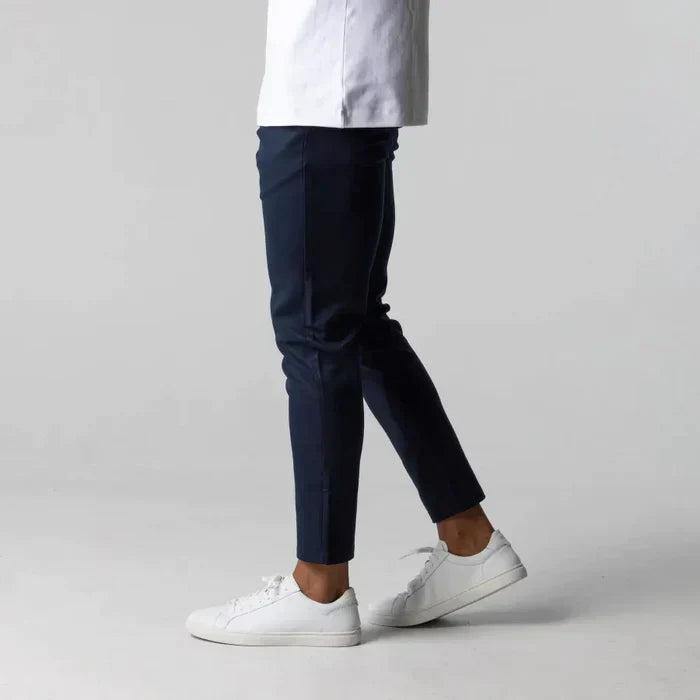 Thomas | Chino Moderno