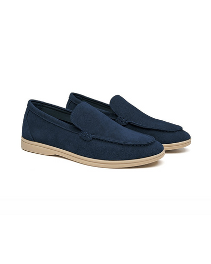 Damian | Suéter de trenzas azul y mocasines de ante, conjunto de 2 piezas