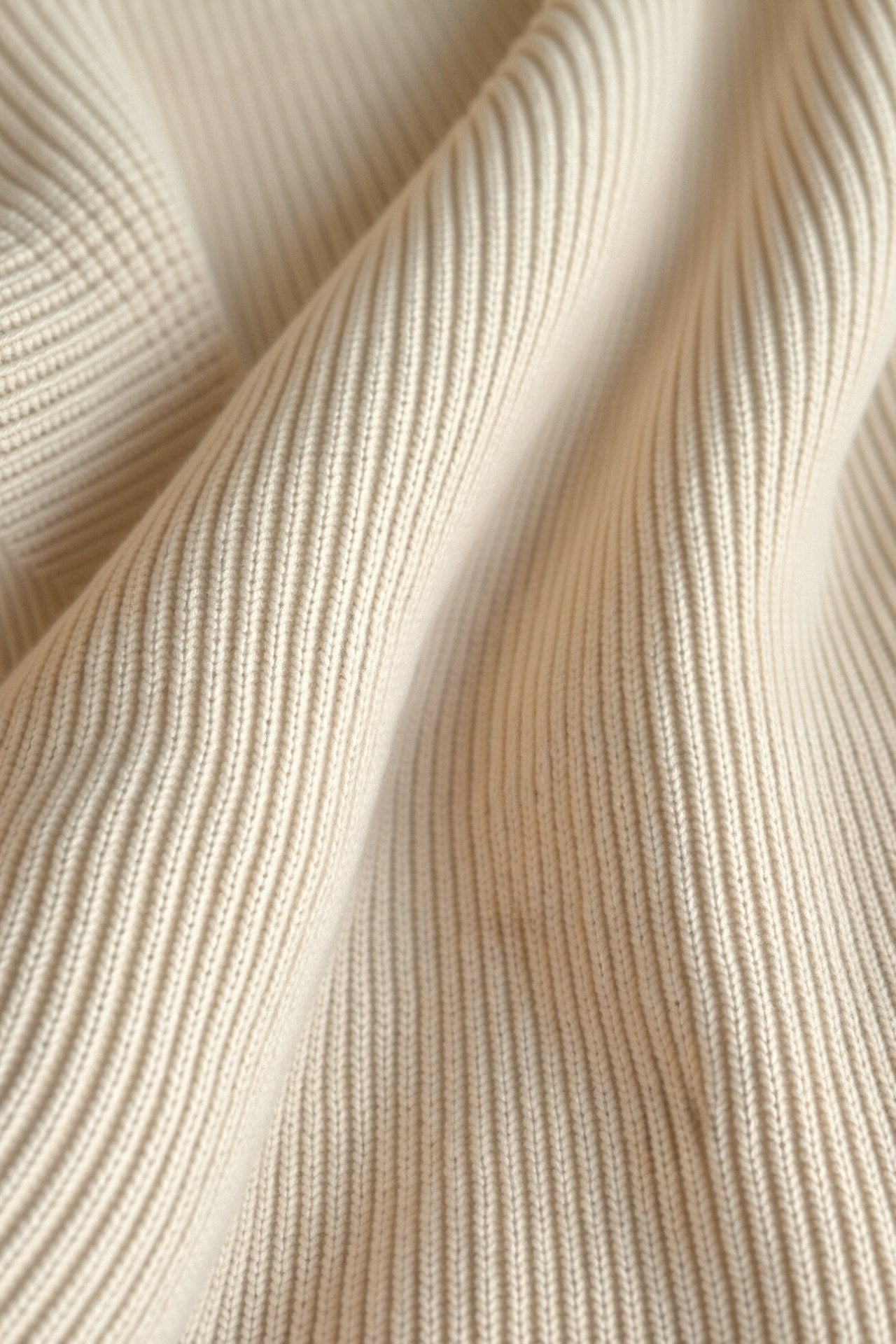 Suéter de punto con cuello de cremallera – Elegante y Cómodo