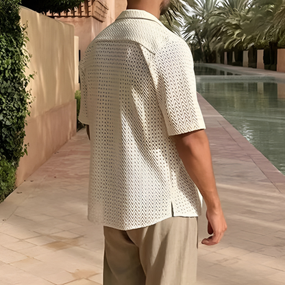 Luca | Camisa de punto abierta con vibras retro y un toque moderno