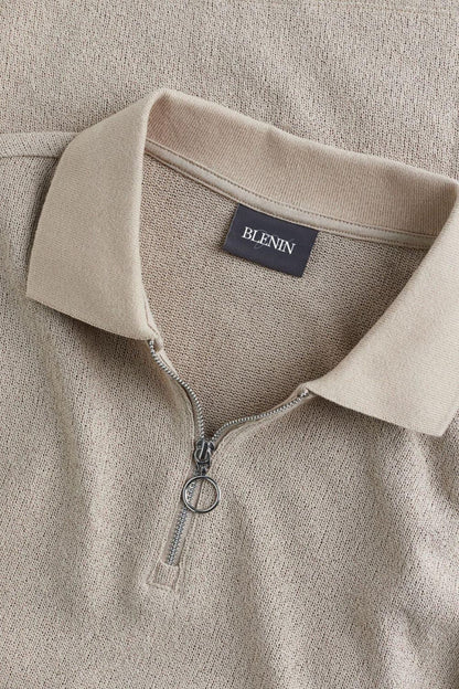 Camisa polo de punto moderna con cremallera