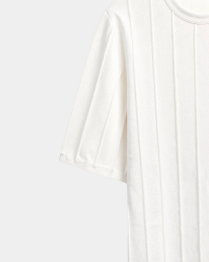 Camiseta de punto para hombre con estructura de canalé vertical – Prenda ligera para el verano