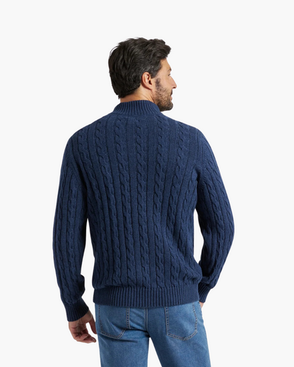 Carson | Suéter de punto trenzado azul marino, conjunto de 3 piezas con pantalón y mocasines de ante