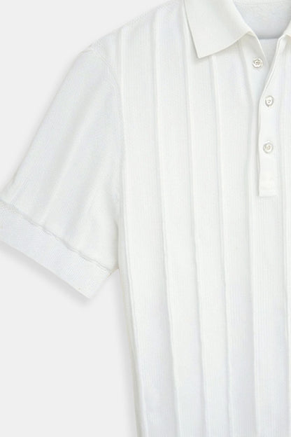 Elegantes camisetas polo para hombres en blanco – Minimalistas y atemporales