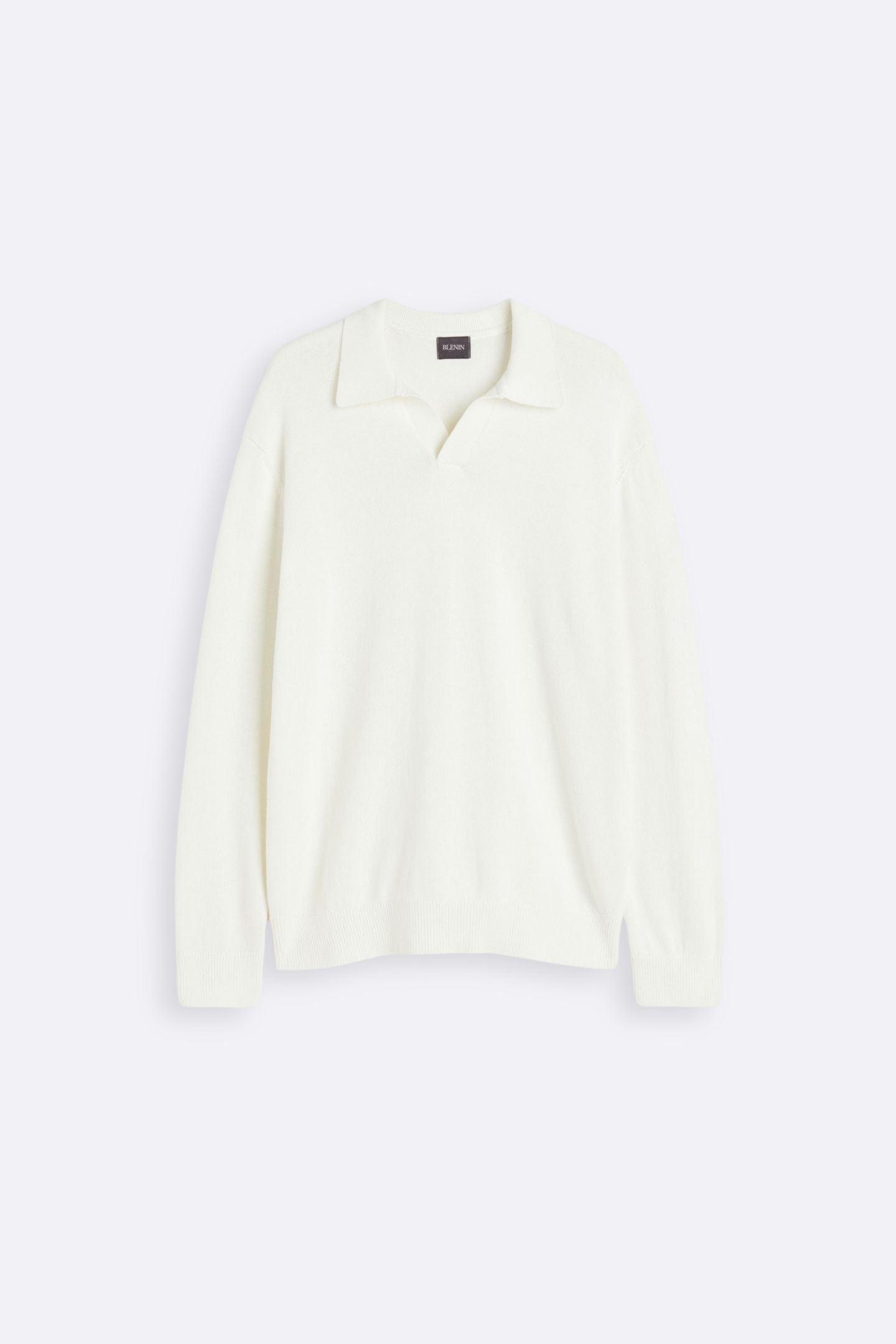 Suéter elegante con cuello abierto para looks estilosos