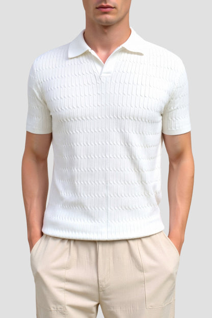 Camisa polo de punto blanca con patrón texturizado