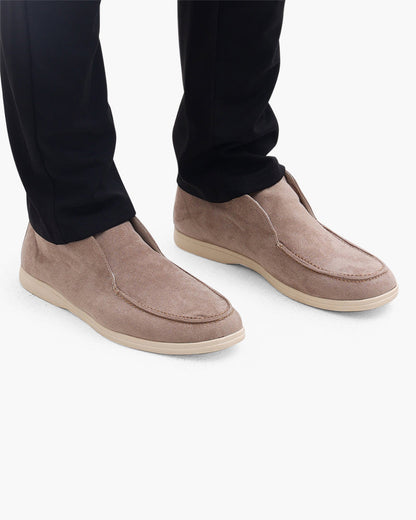Jameson | Conjunto de 3 piezas: cárdigan de cachemira, pantalones y botas de ante