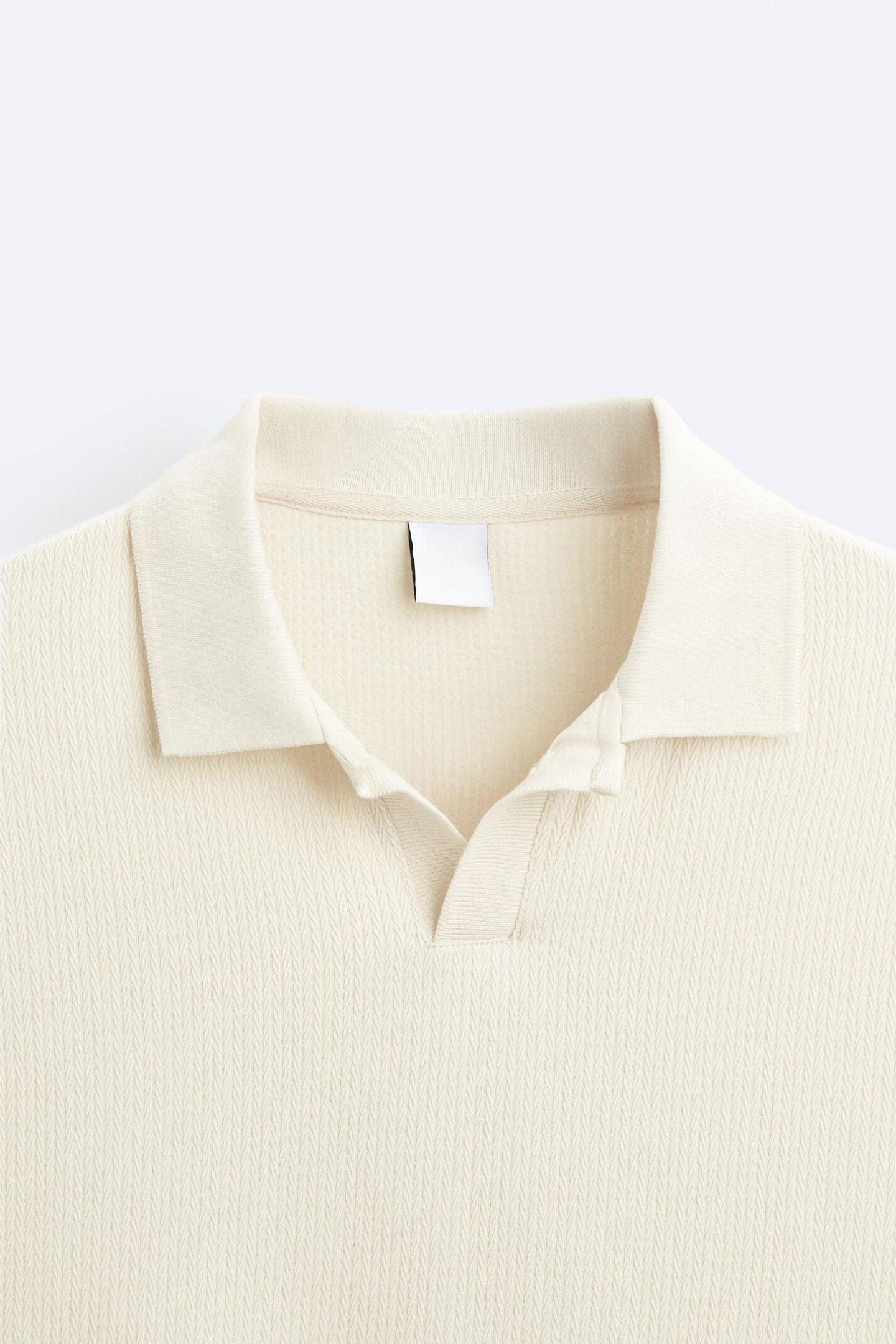 Suéter beige con cuello de polo – Estilo casual con elegancia