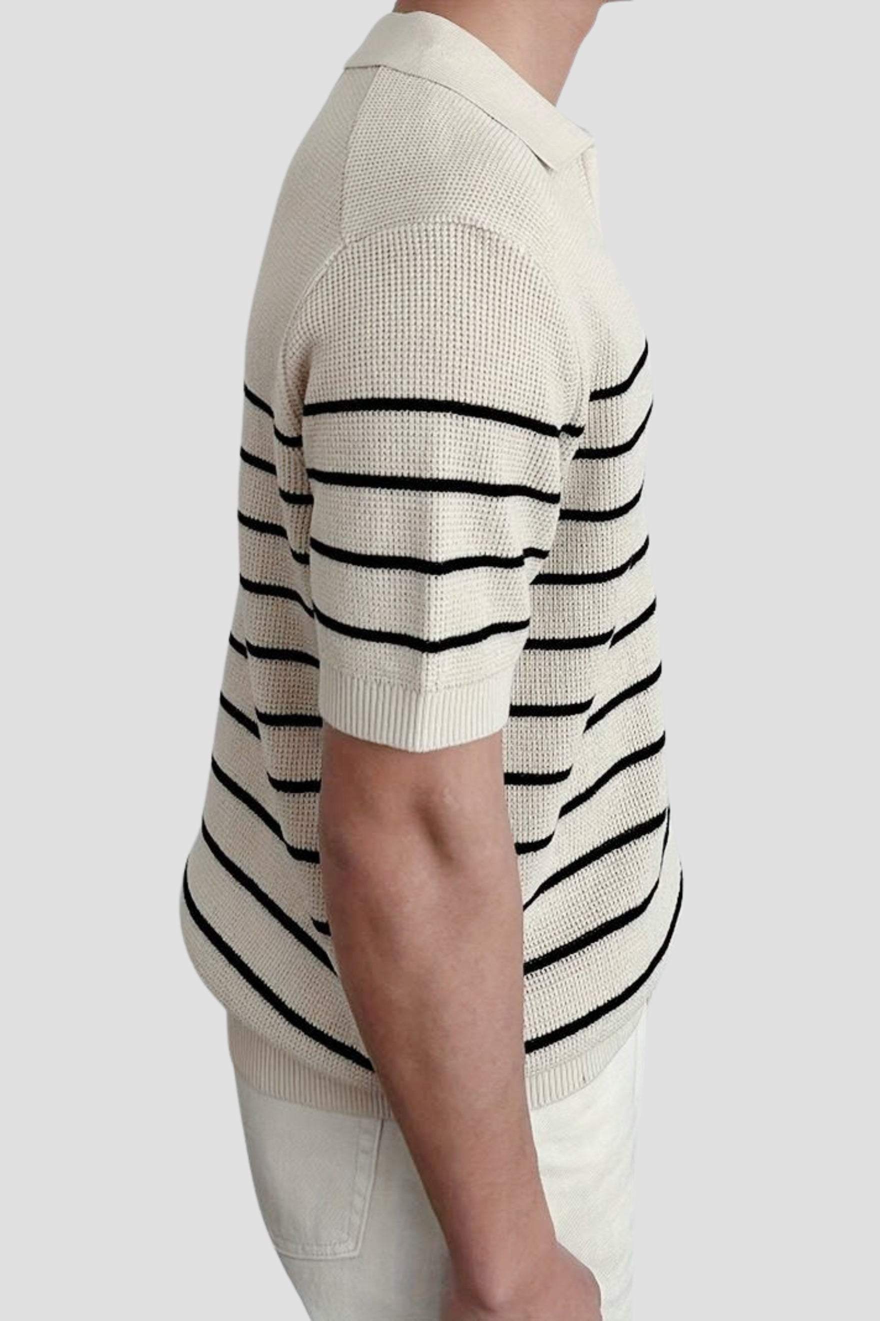 Camiseta polo de rayas para hombre con mangas cortas – Atemporal y versátil