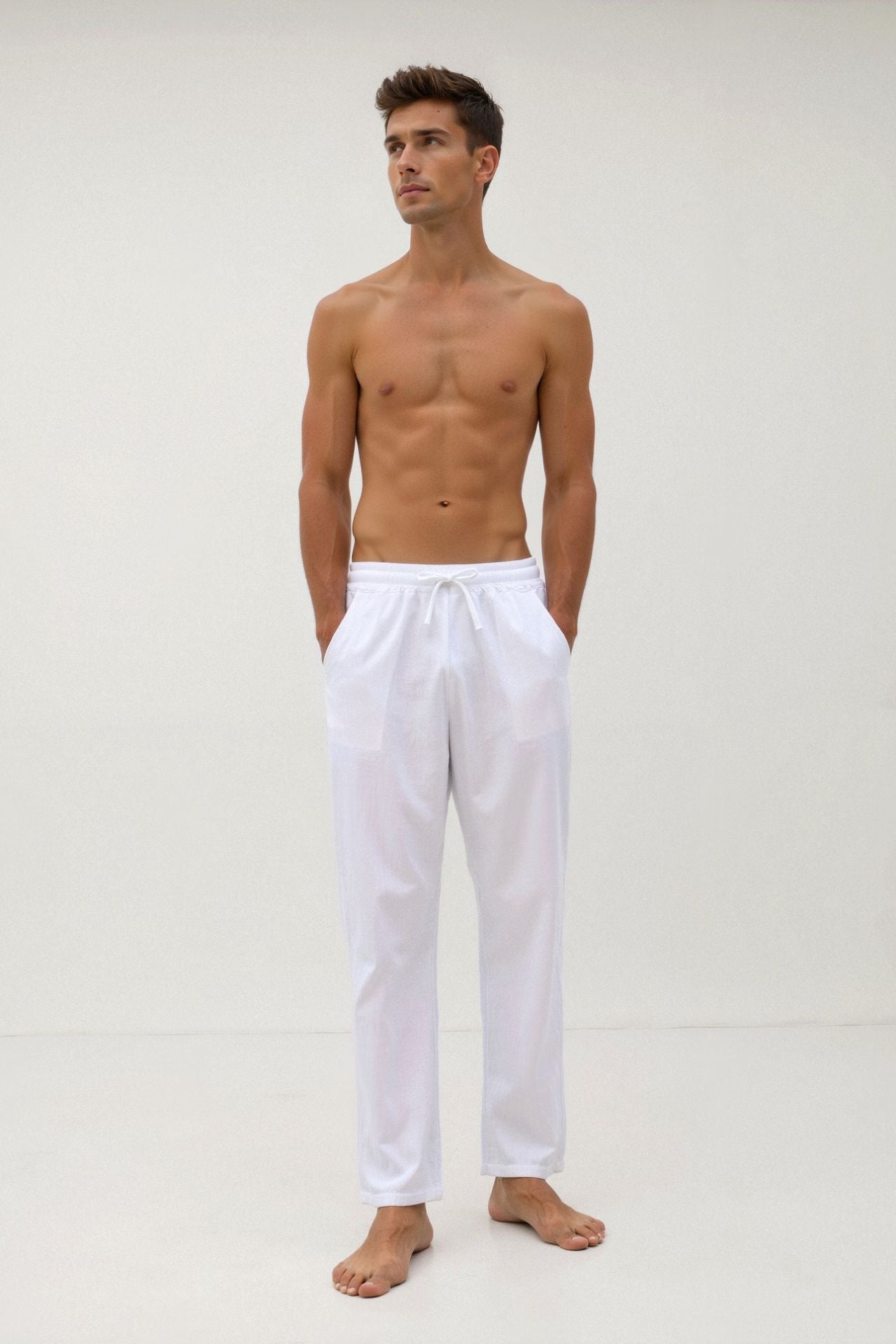 Luca | Pantalones de chándal blancos para hombre con cordón