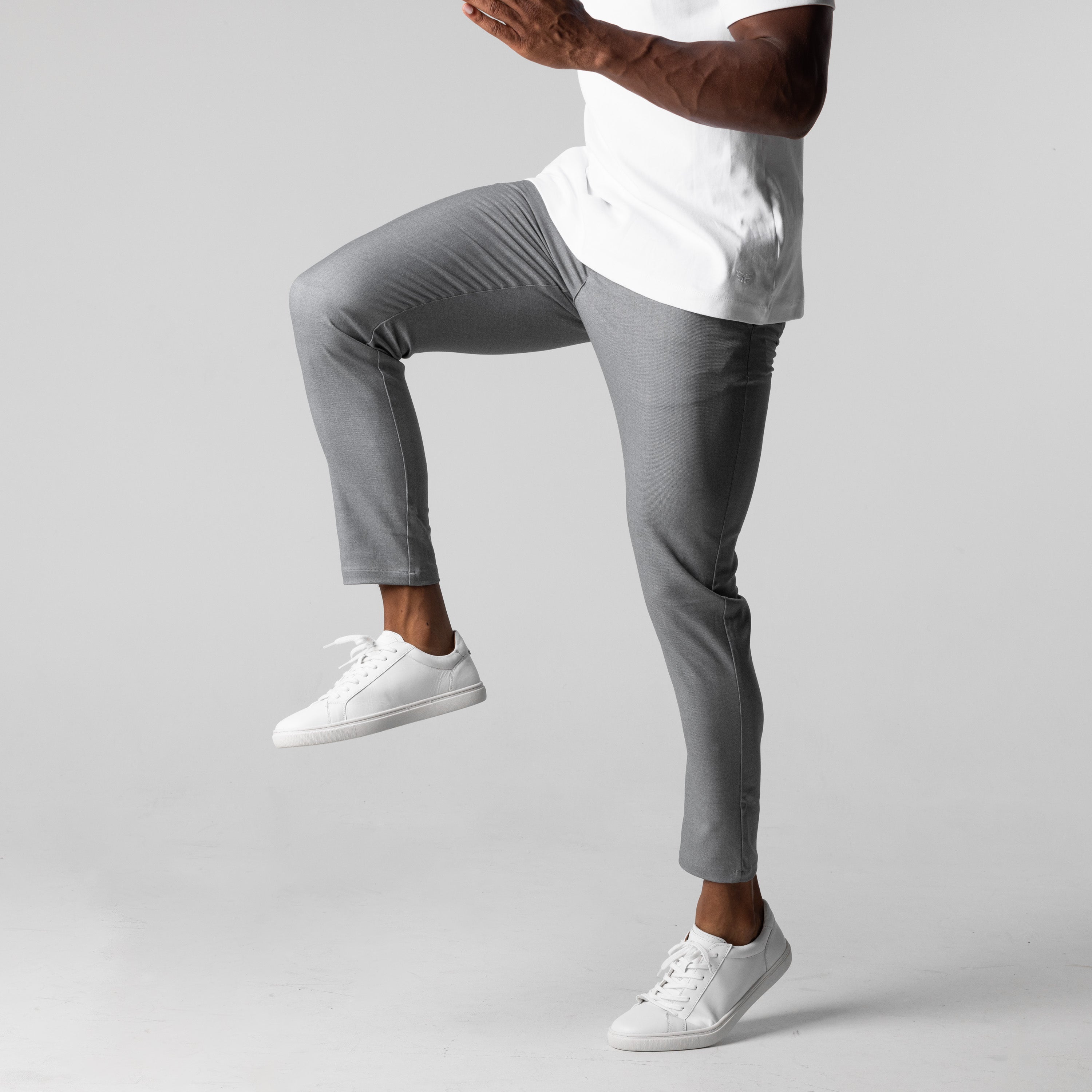 Thomas | Chino Moderno