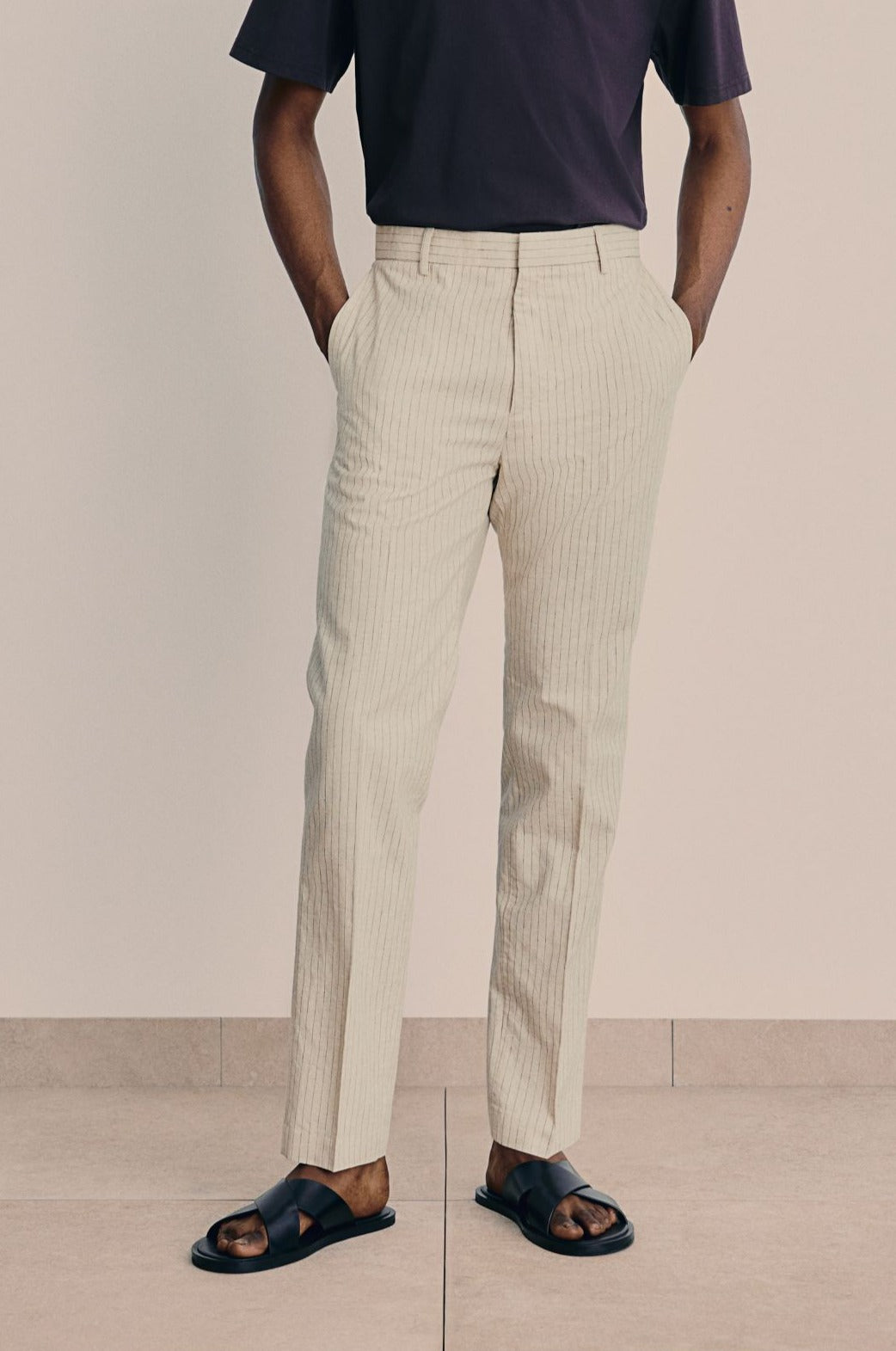 Pantalones de traje para hombre con rayas – Elegancia en estilo Old-Money