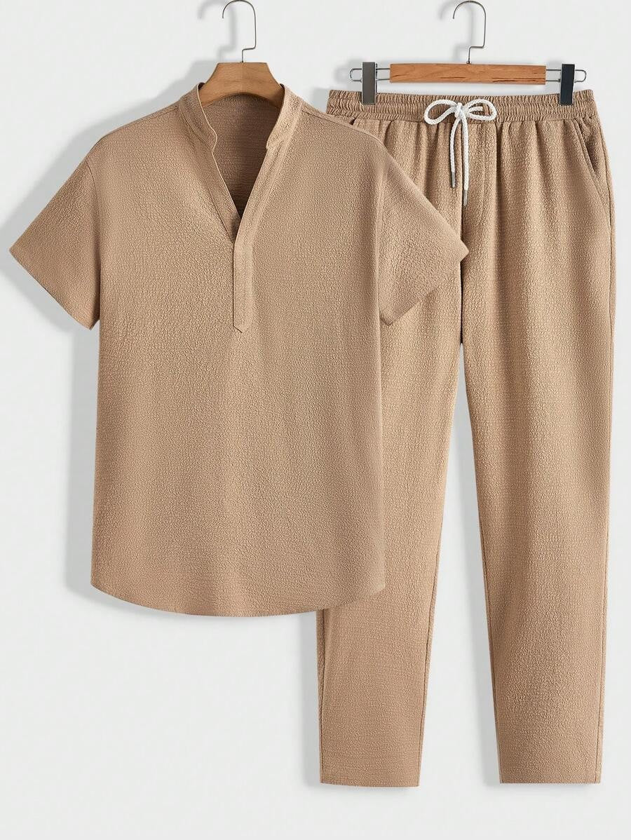 Conjunto de Lounge Moderno para Hombre | Polo con Cuello Alto & Pantalón