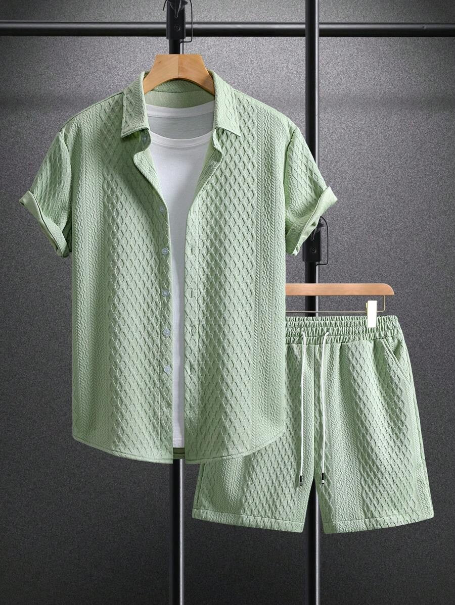 Conjunto moderno para hombres con estructura de waffle 3D | Camisa y pantalones cortos