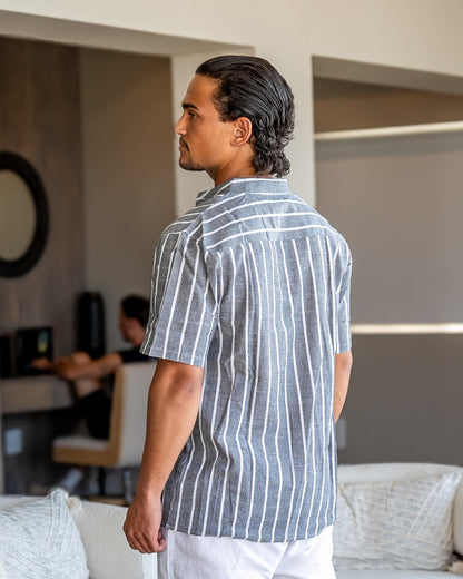 Charles | Camisa de verano de lino a rayas para hombres con cuello alto