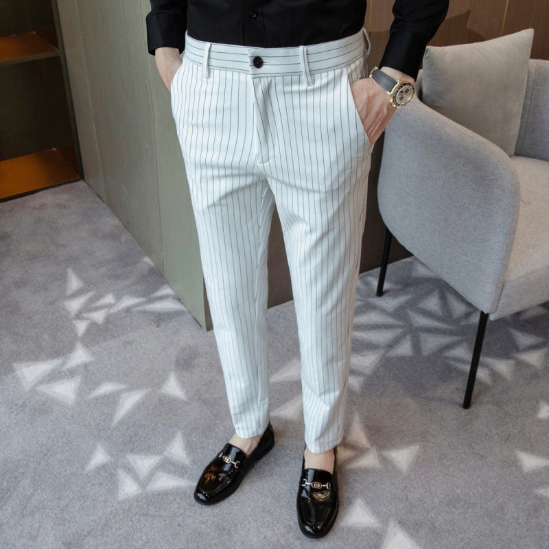 Pantalones de traje para hombre con rayas – Elegancia en estilo Old-Money