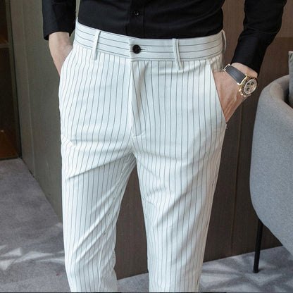 Pantalones de traje para hombre con rayas – Elegancia en estilo Old-Money