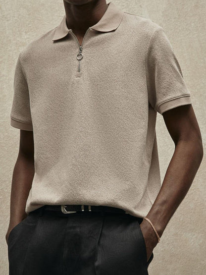 Camisa polo de punto moderna con cremallera