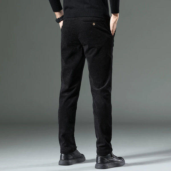 Luca | Chino Moderno - Negro