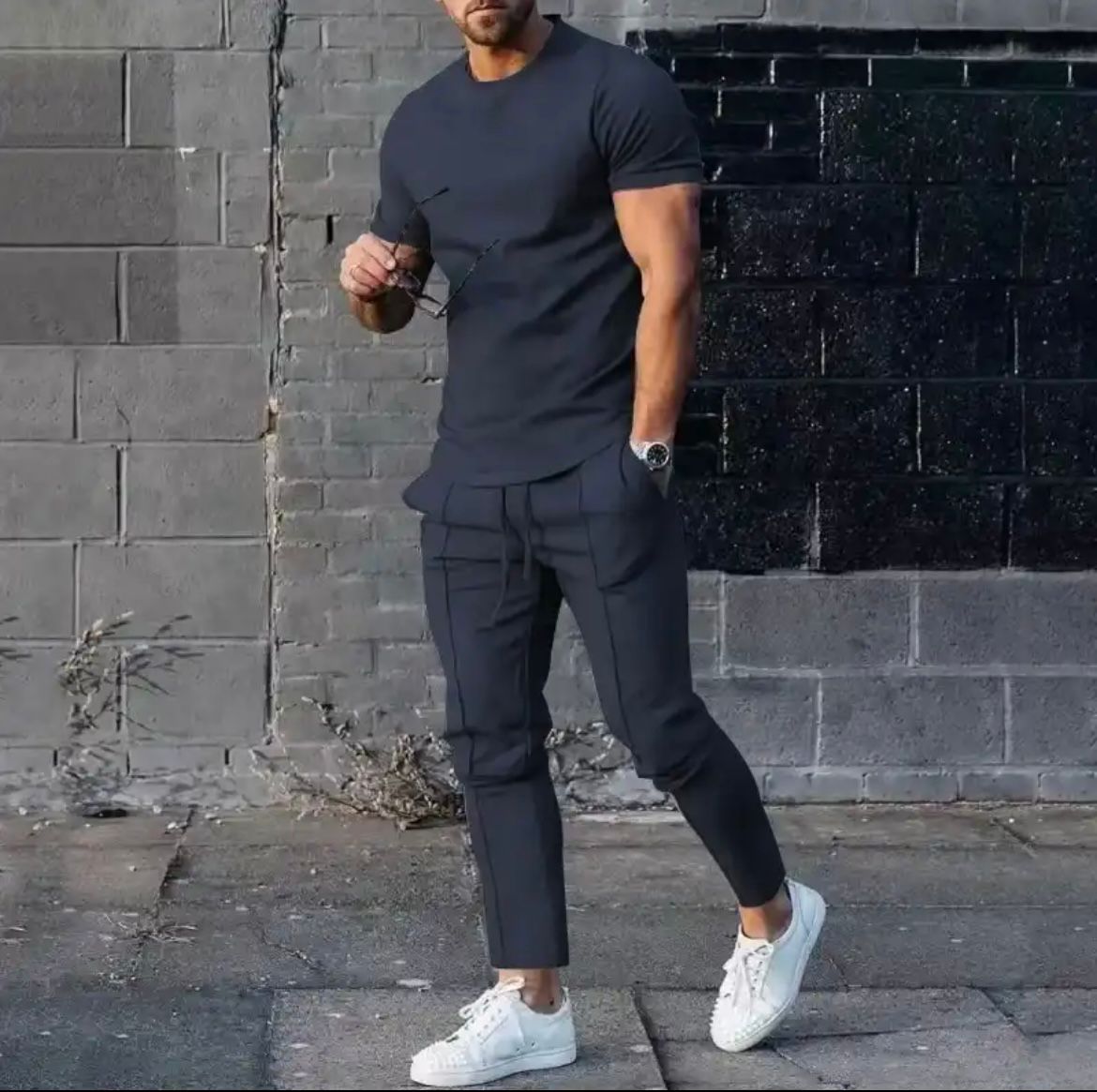 Conjunto de Ocio para Hombre – Dos Piezas con Camiseta y Pantalón en Corte Slim Fit Moderno