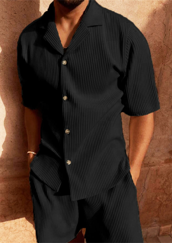 Conjunto de pantalones cortos para hombres con camisa de manga corta a rayas