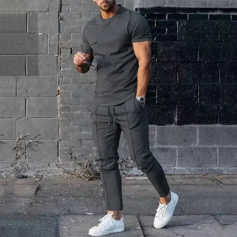 Conjunto de Ocio para Hombre – Dos Piezas con Camiseta y Pantalón en Corte Slim Fit Moderno